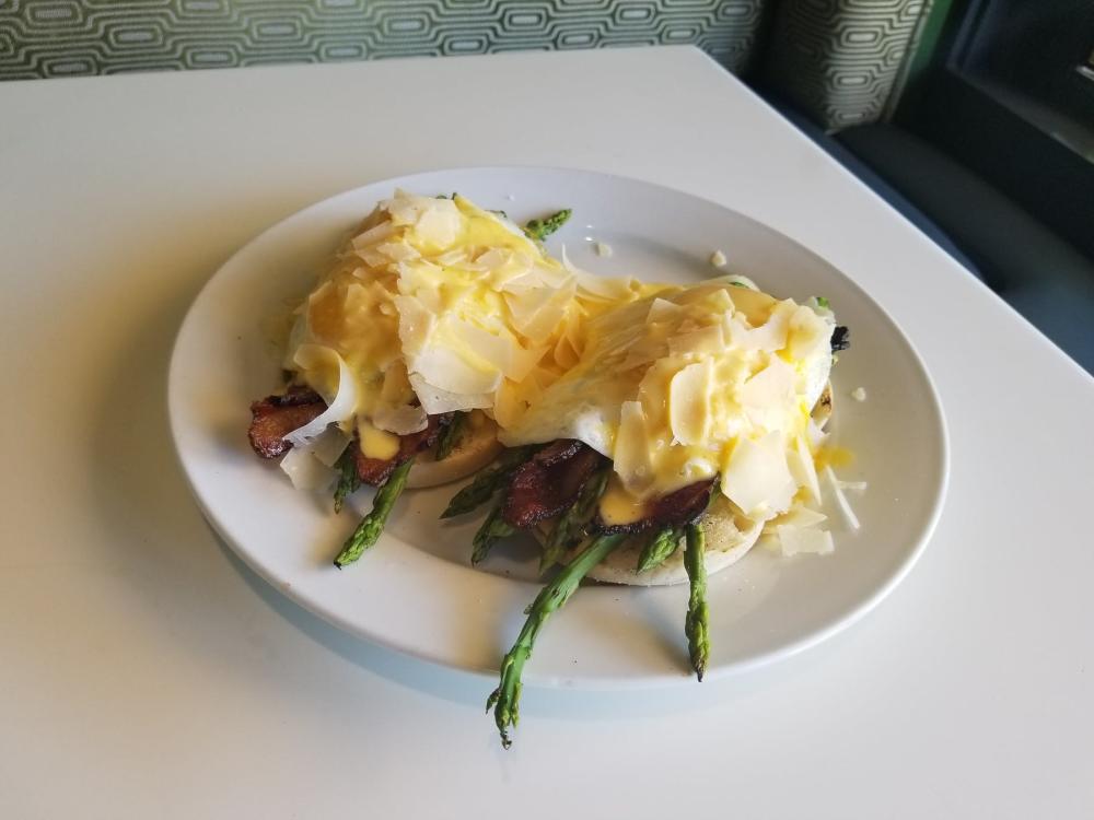 jakes asparagus_benedict