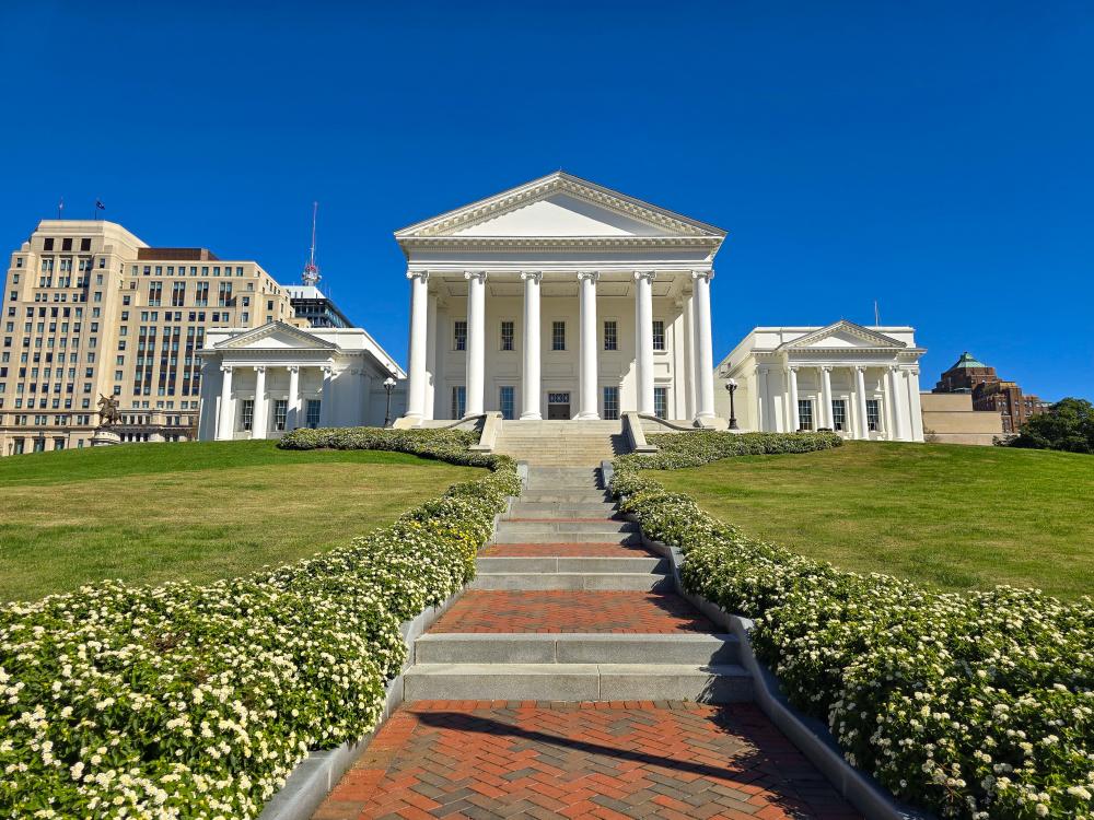 Capitol Building HoneyTrek