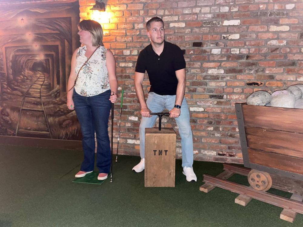 Underground Mini Golf 4