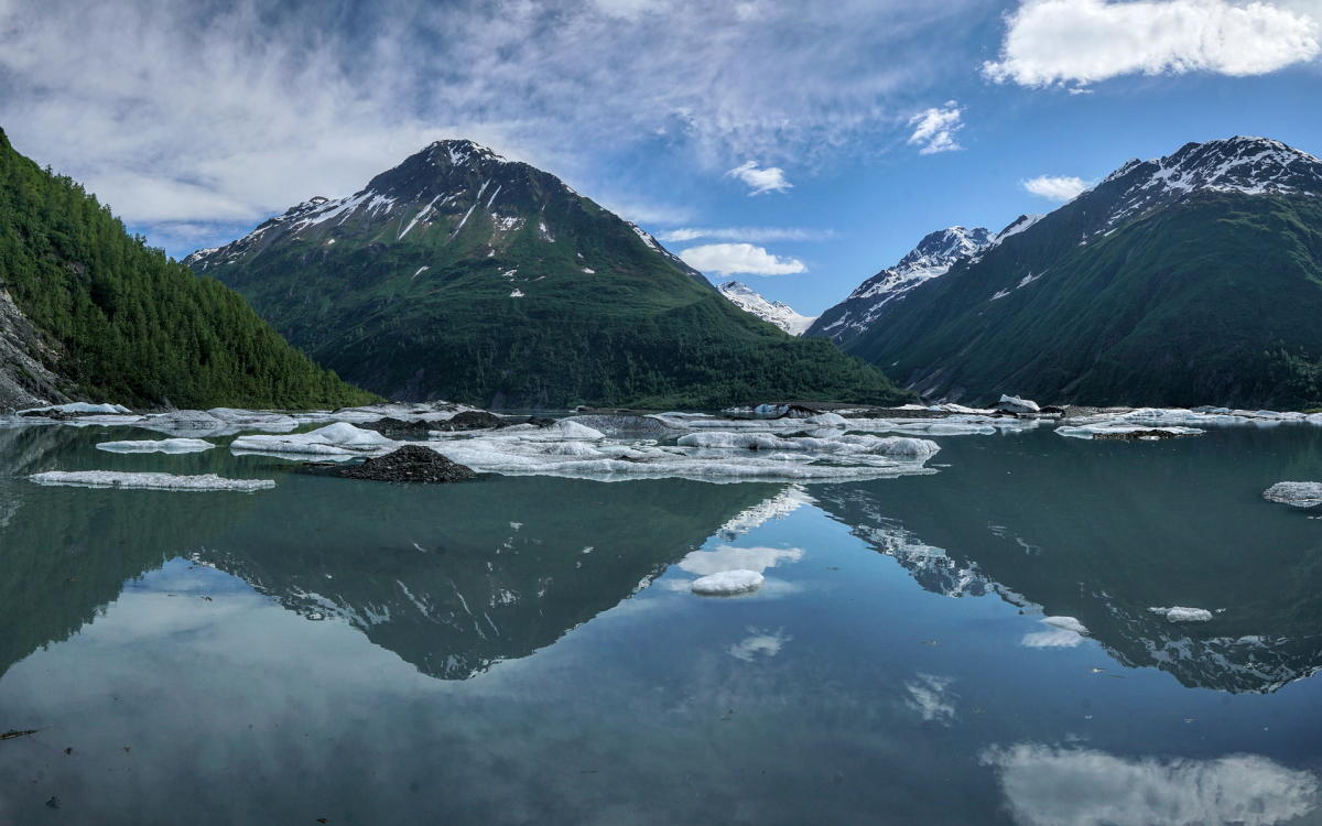 ice bergs in a Valdez Glacier Lake