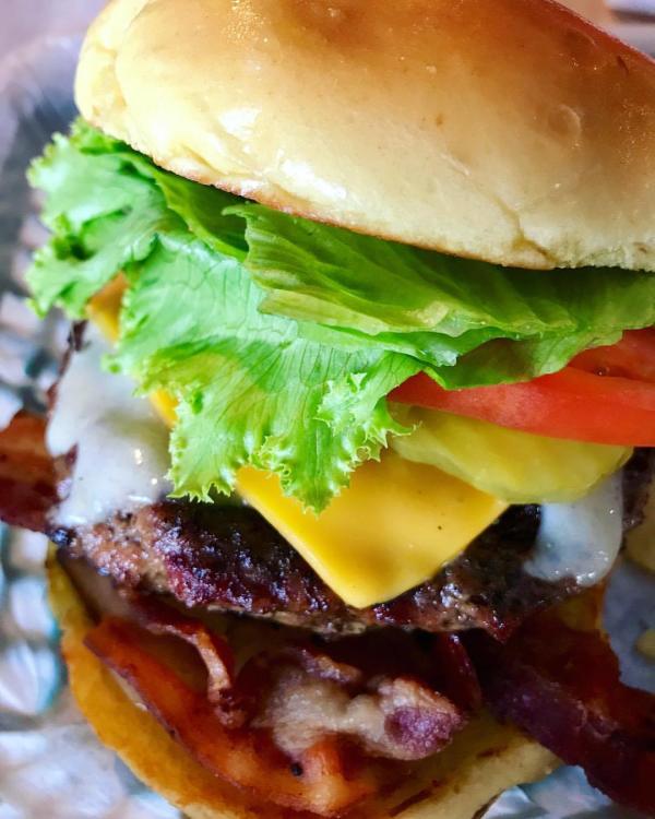 Tower Bar & Grill Burger