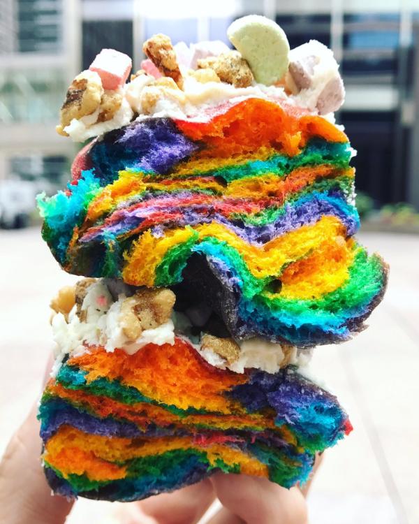 cardigan_donuts_-_rainbow_