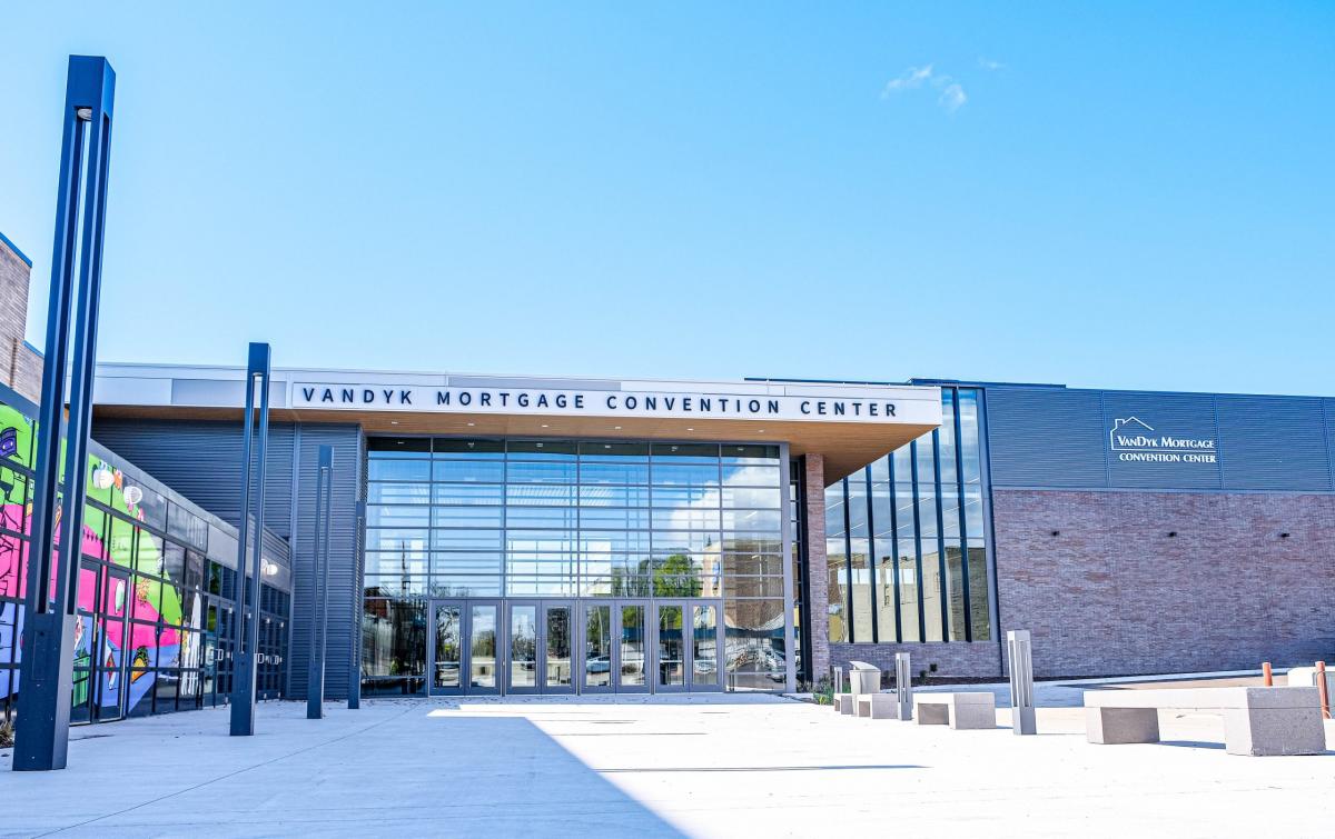 VanDyk-Convention-Center entrance