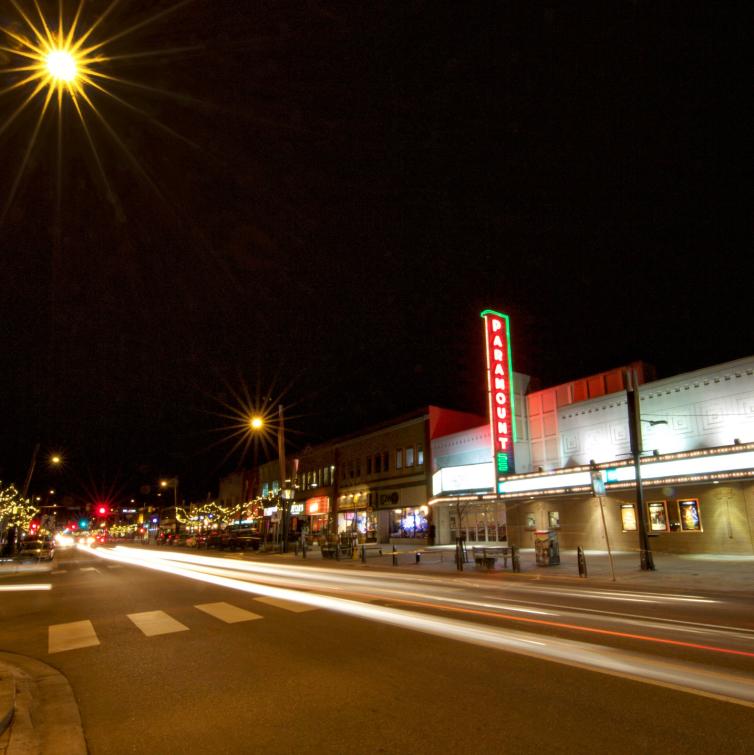 Tourism Kelowna Guestgrammer Kelowna by Night Darren Hull