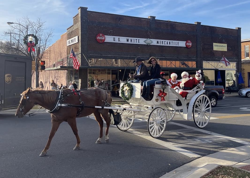 athens christmas open house carriage ride