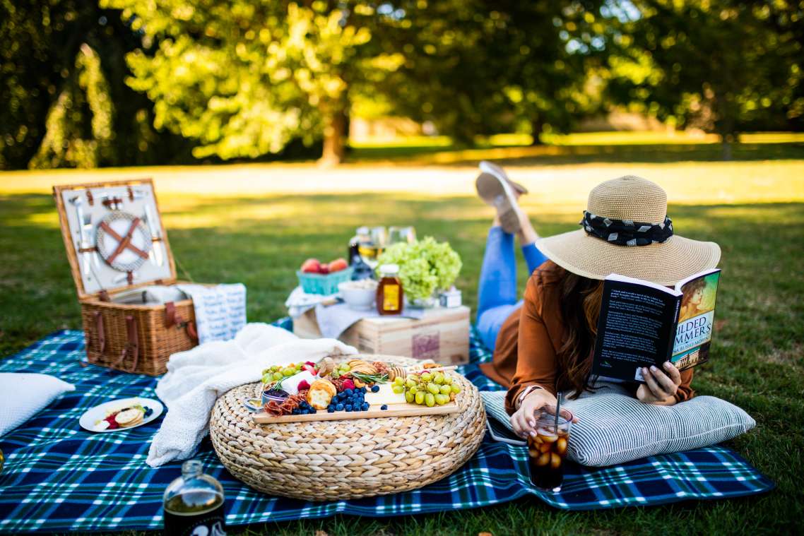 Picnics In Newport Ri Find Spots At The Newport Mansions