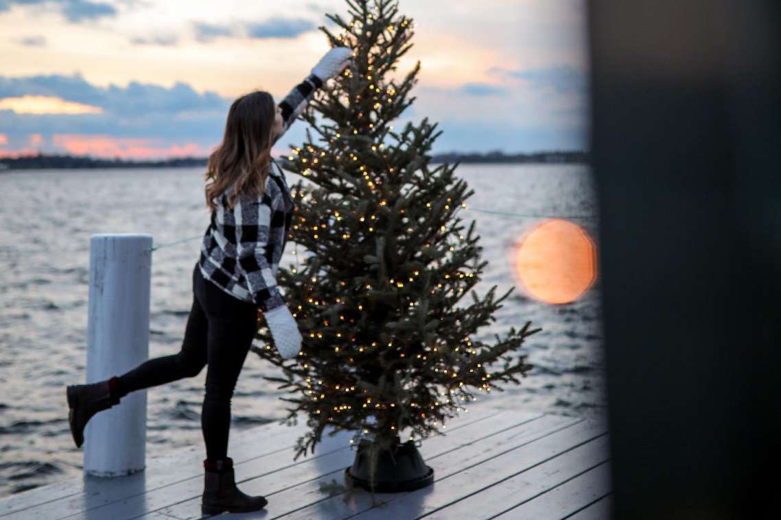 4 Tree Lightings Happening This Weekend in Newport RI & Area