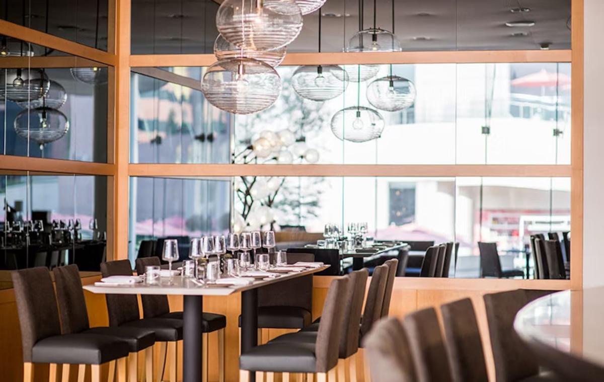 Leatherby's Cafe Rouge dining near Segerstrom Hall