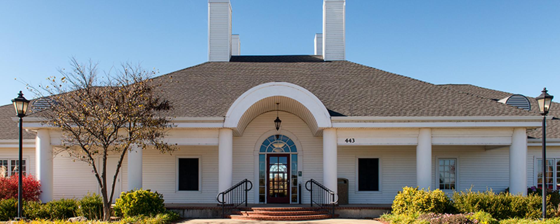 Auburn Hills Golf Course Clubhouse