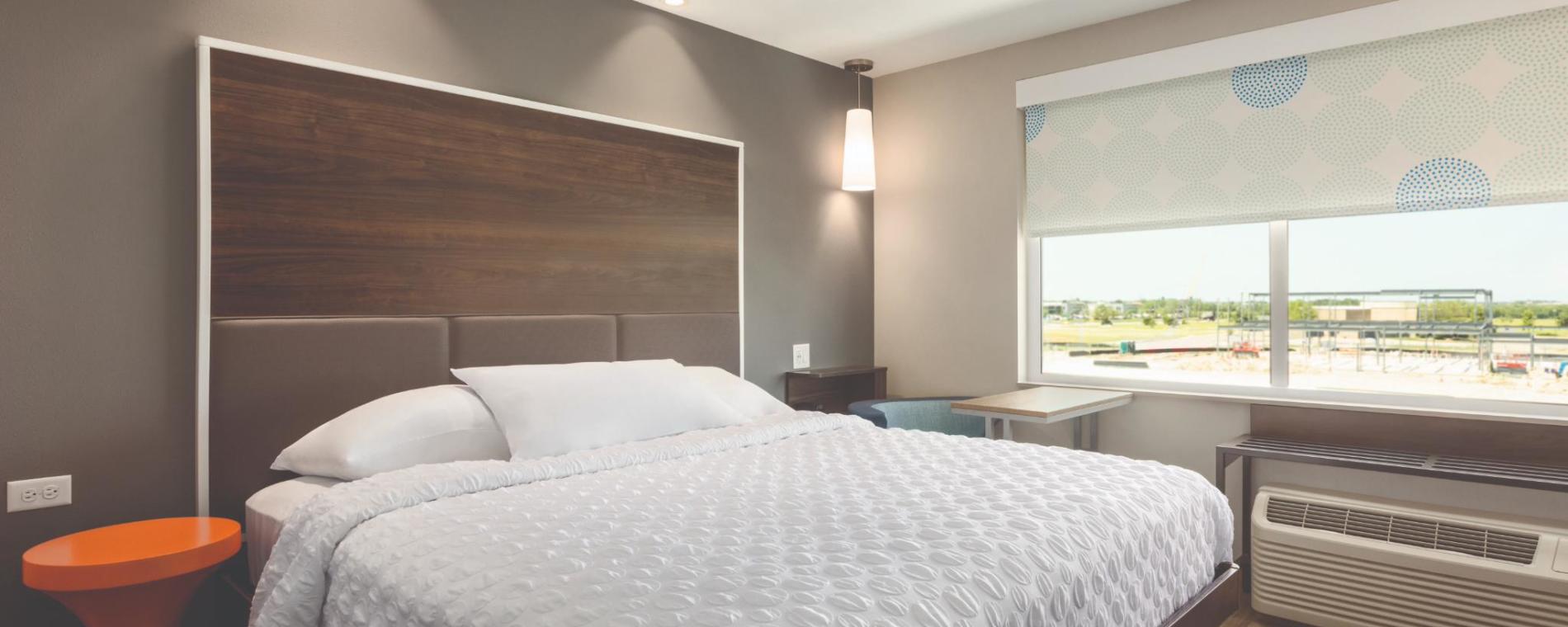 Guest Room Tru by Hilton Wichita partner provided Visit Wichita