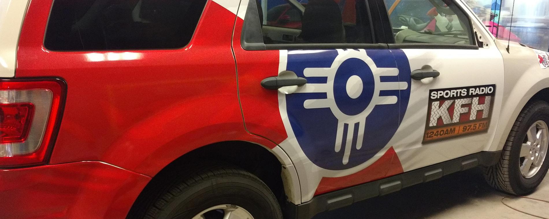 US Logo Lobby-Monitor-107.3 car wrap