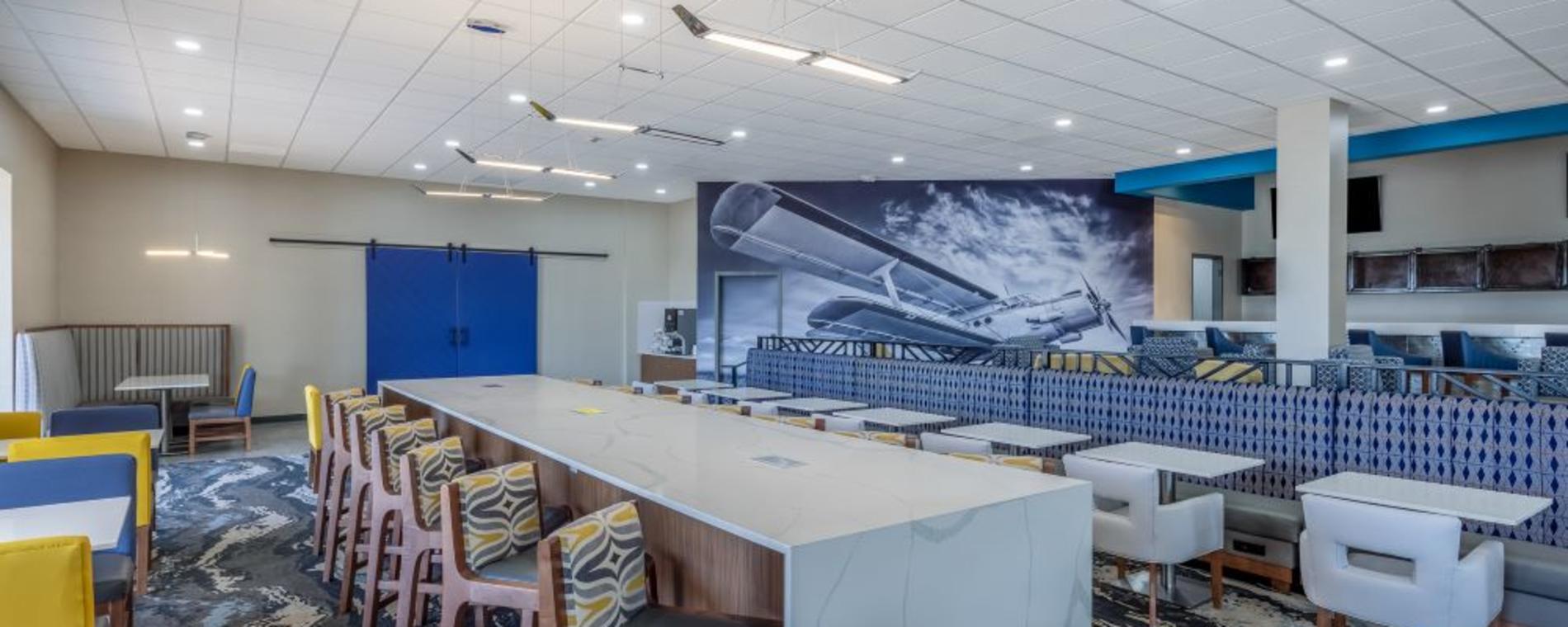 Breakfast Seating Area