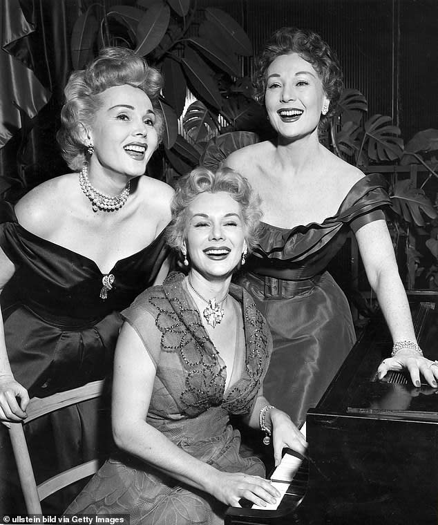 isters Eva (center), Zsa Zsa (left) and Magda Gabor 