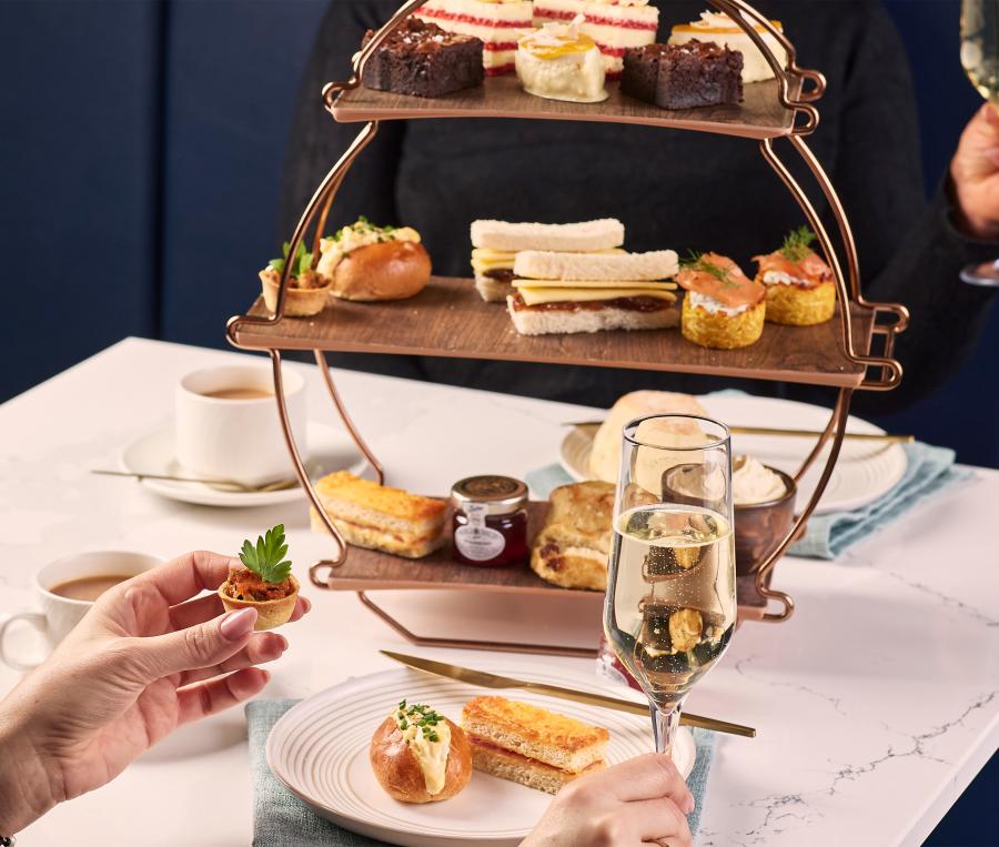 Afternoon tea at the Hilton Puckrup