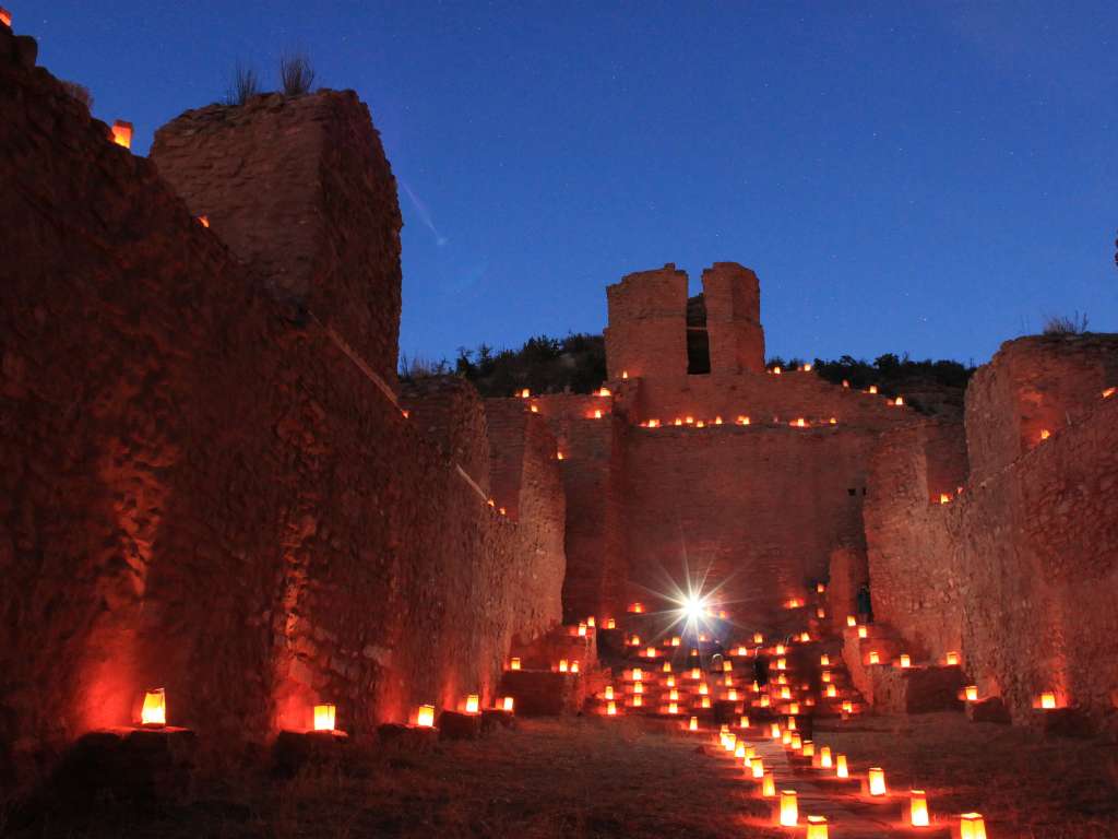 Luminarias or Farolitos?
