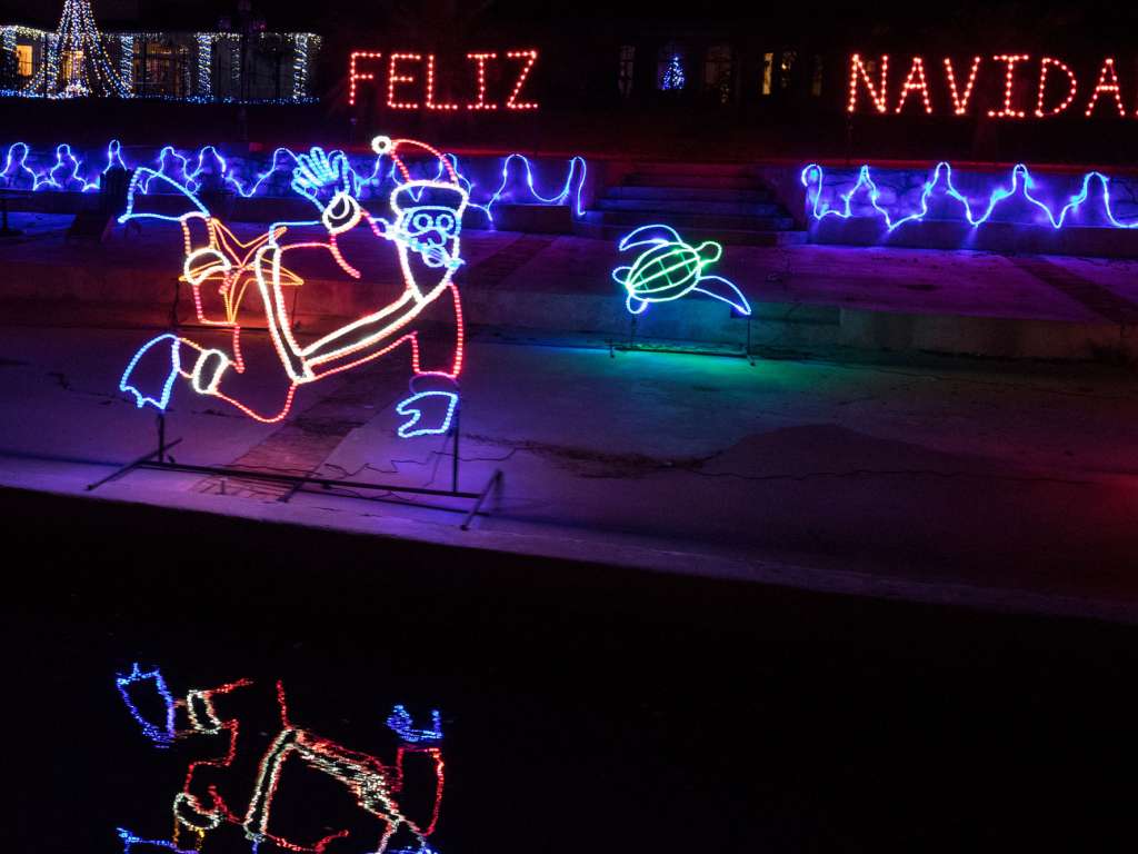 Luminarias or Farolitos?