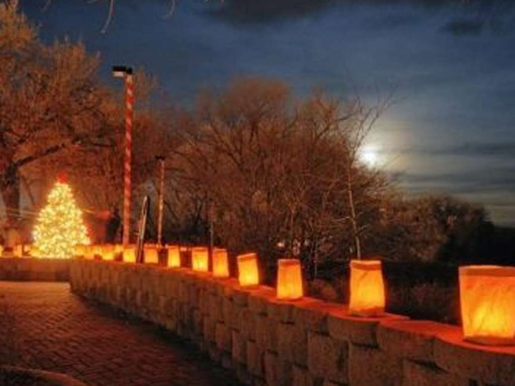 Luminarias or Farolitos?