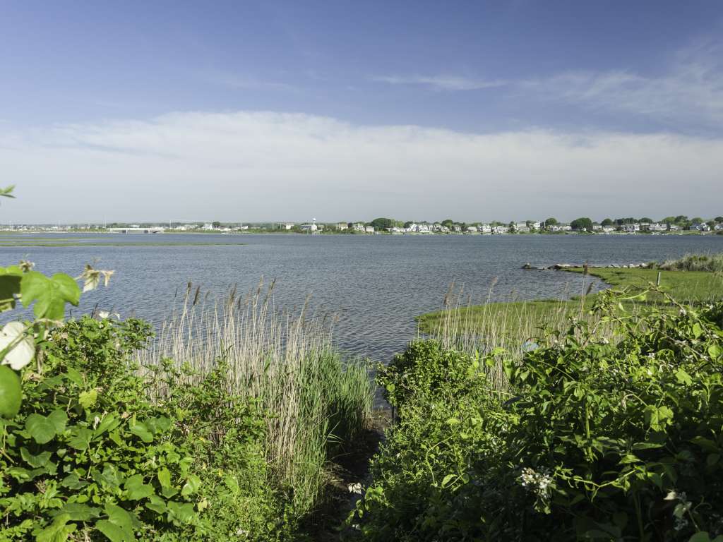 Fishermans Memorial State Park-Narragansett-South County