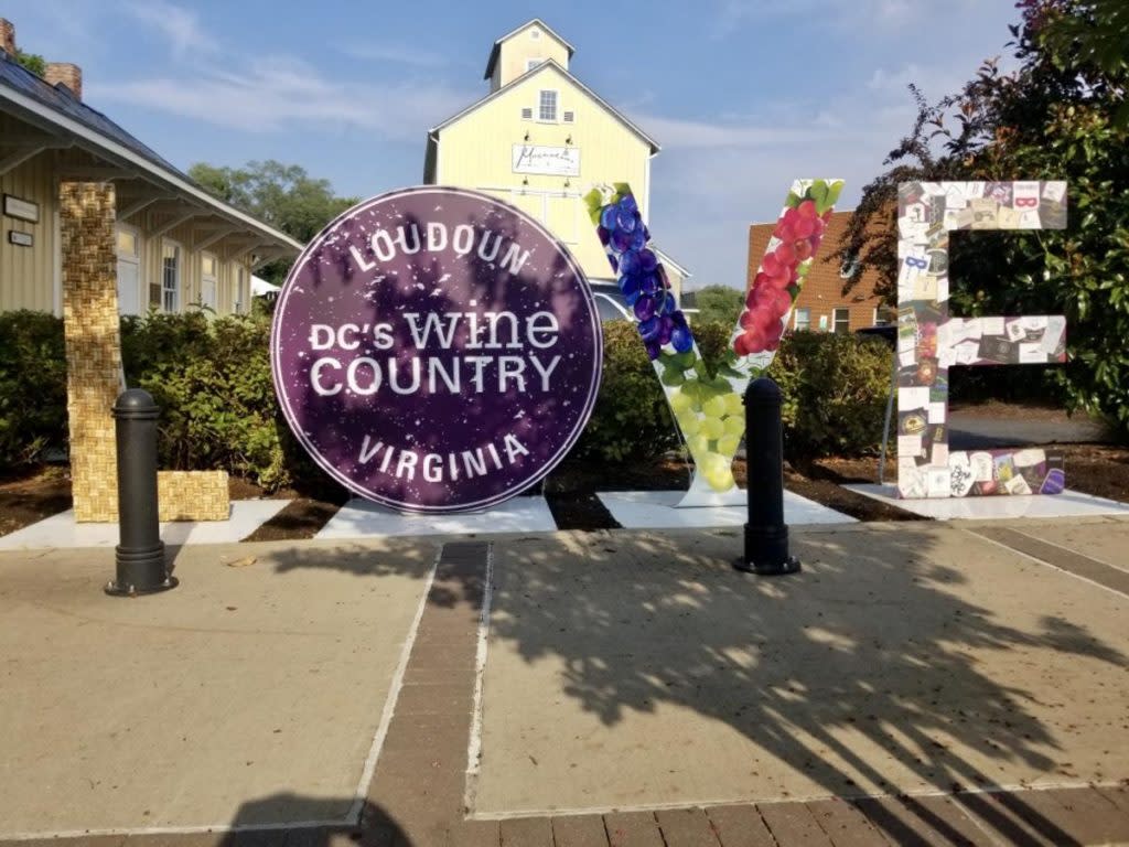 Purcellville LOVEwork sign