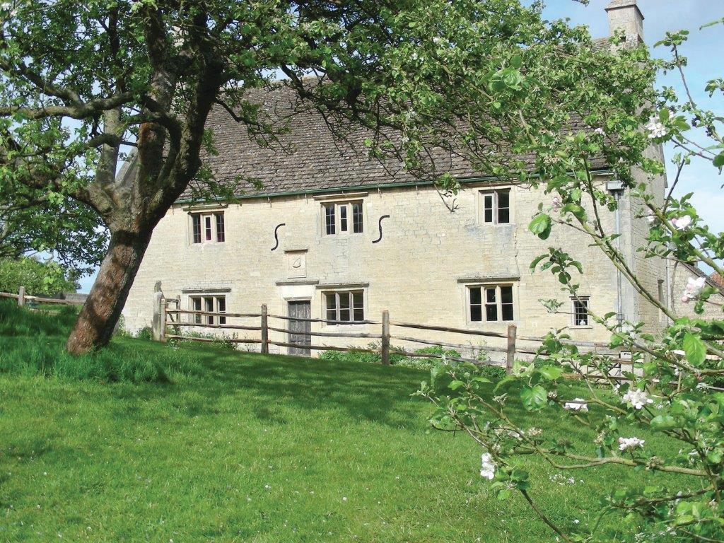 a picture of Woolsthorpe Manor in Grantham