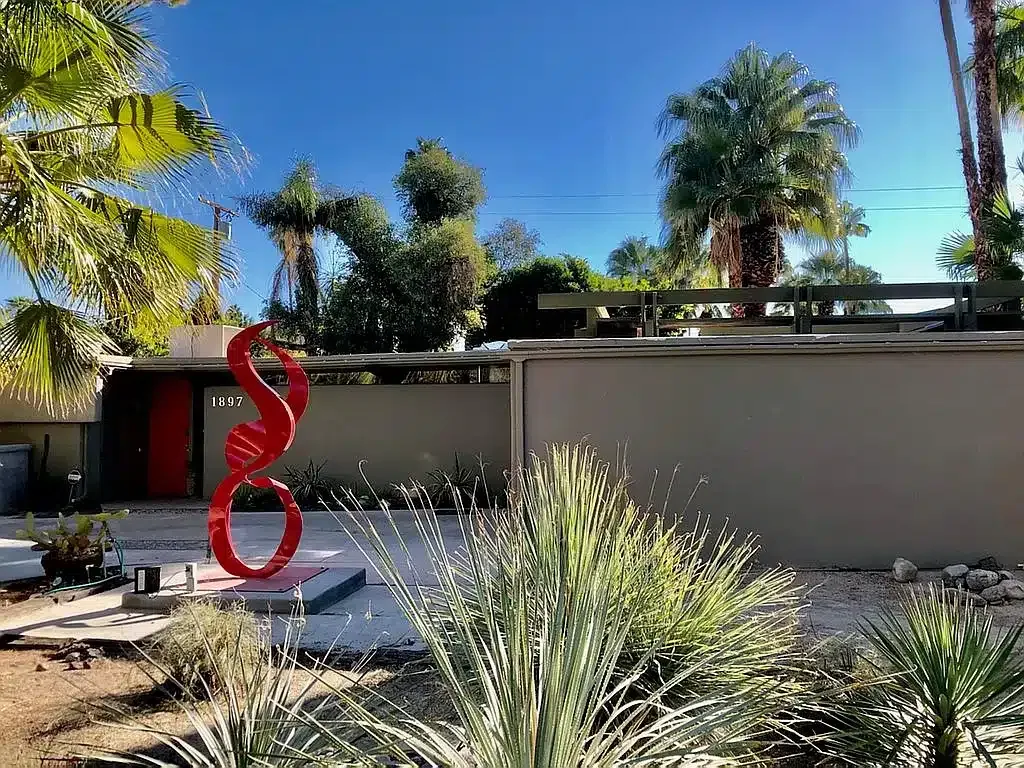 Hugh Kaptur Residence2