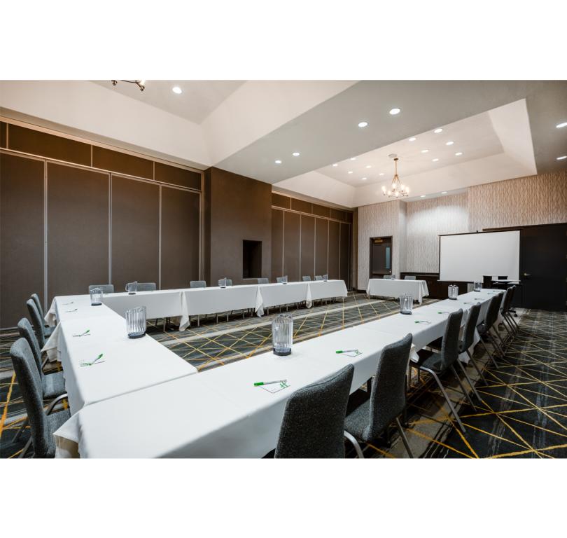 Holiday Inn Airport Meeting Room