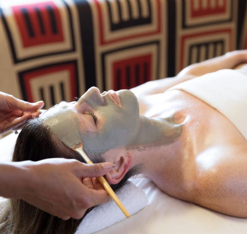 Facial at Tamaya Mist