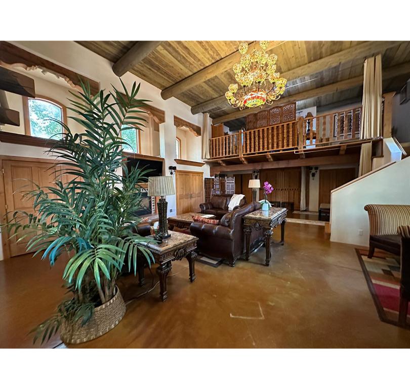 SantuaRio Living Room