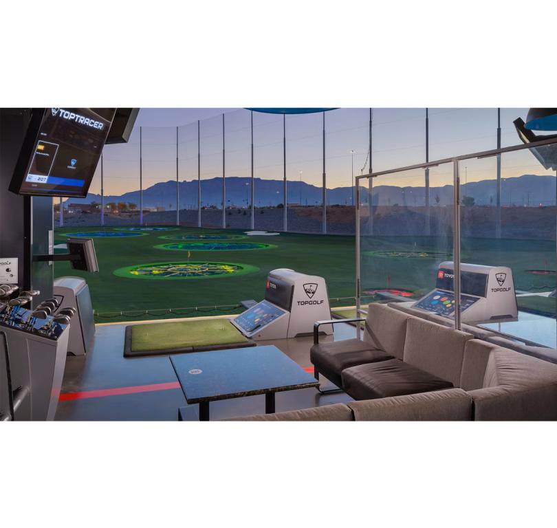 TopGolf 8