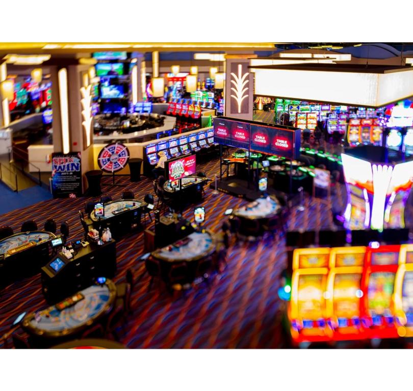 center bar