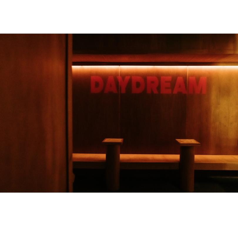 Daydream Lobby + Sign