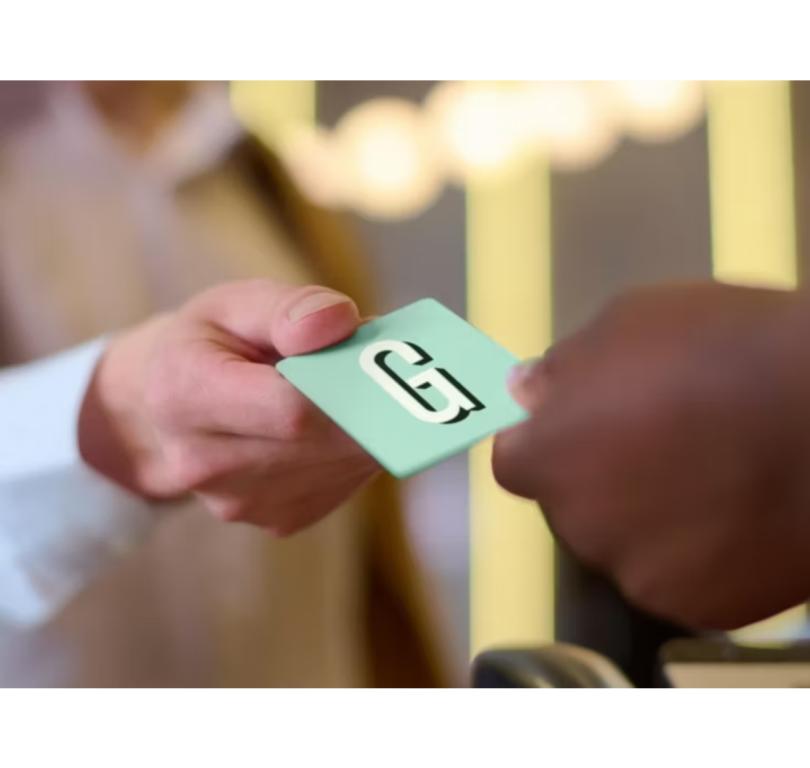 Logo Card