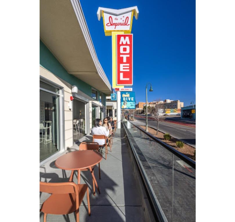 outside dining