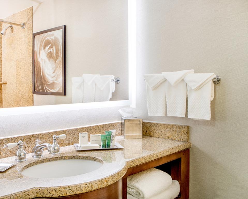 Guestroom Bathroom