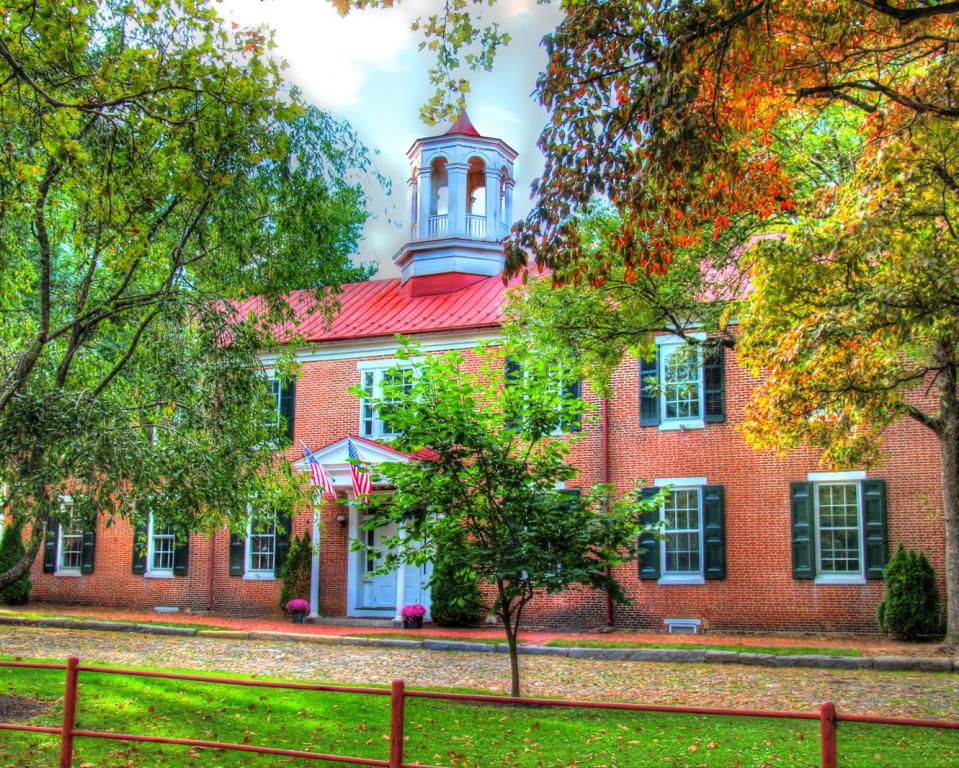 New Castle Visitors Center at the Arsenal