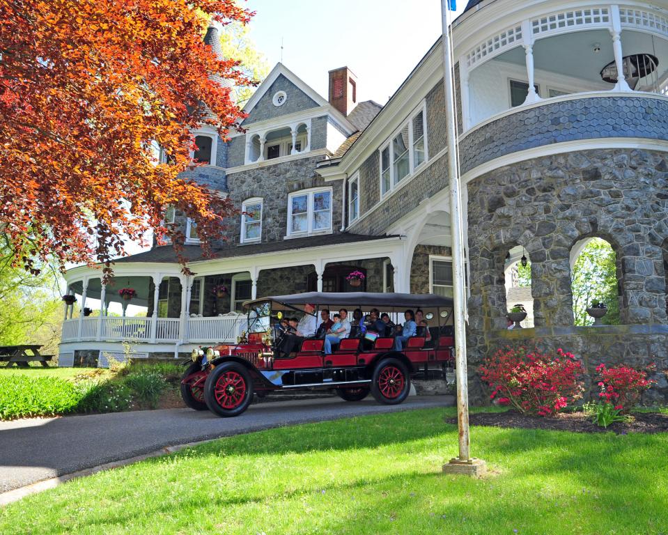 Marshall Mansion and the Stanley Mountain Wagon