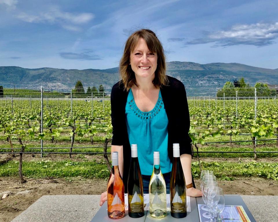 Peak Cellars - Vineyard Wine Tasting