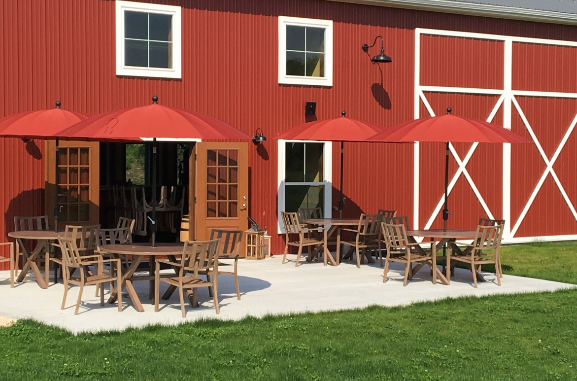 Eight Oaks Distillery