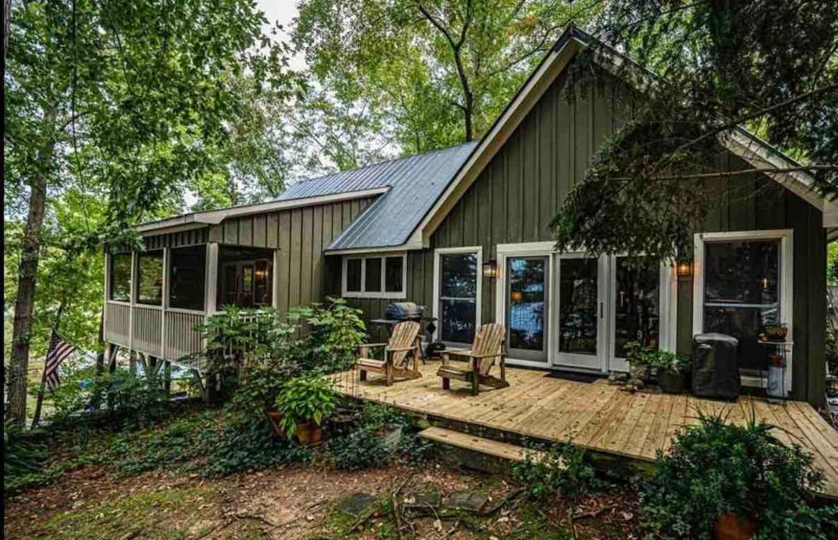 Vacation Rental - The Real Reel