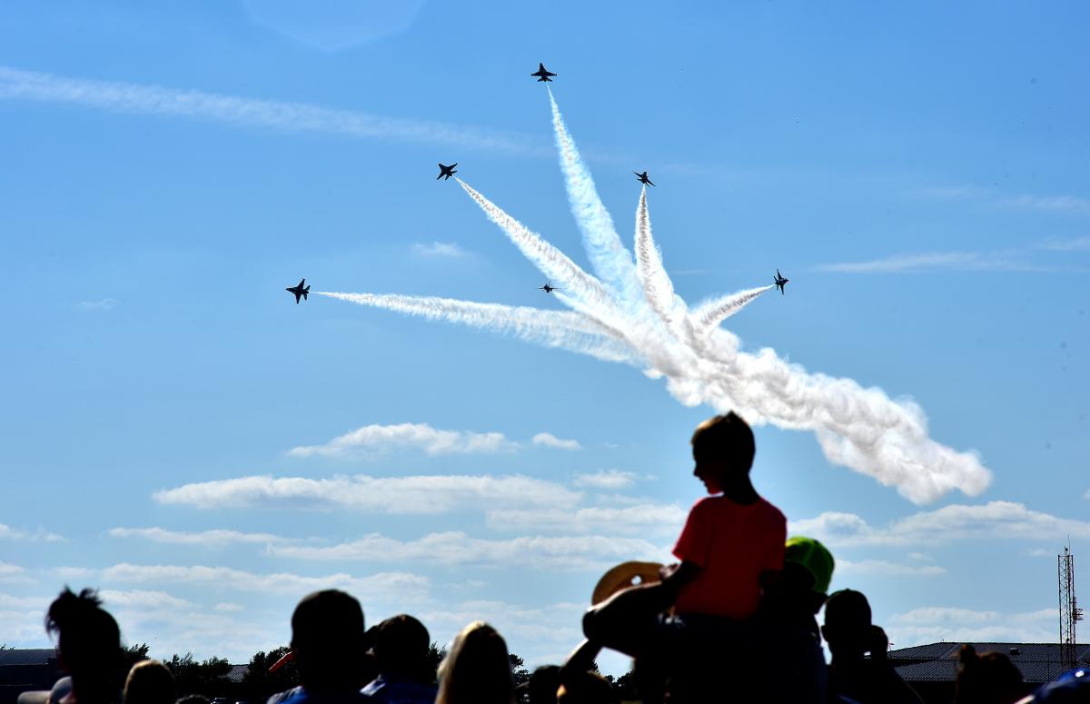Frontiers in Flight Air Show Wichita - McConnell AFB