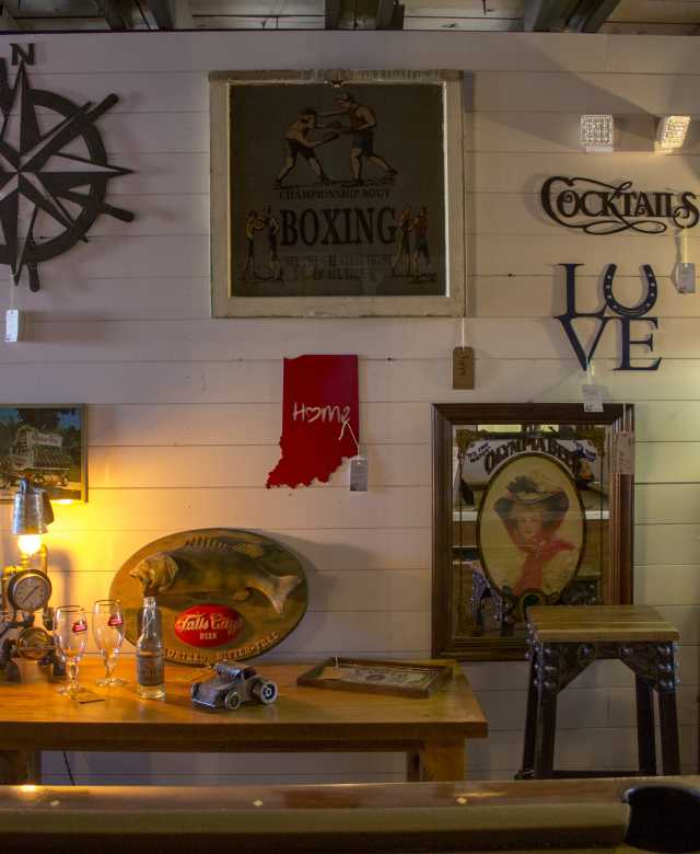 Your Guide to Antique Shopping in Hamilton County