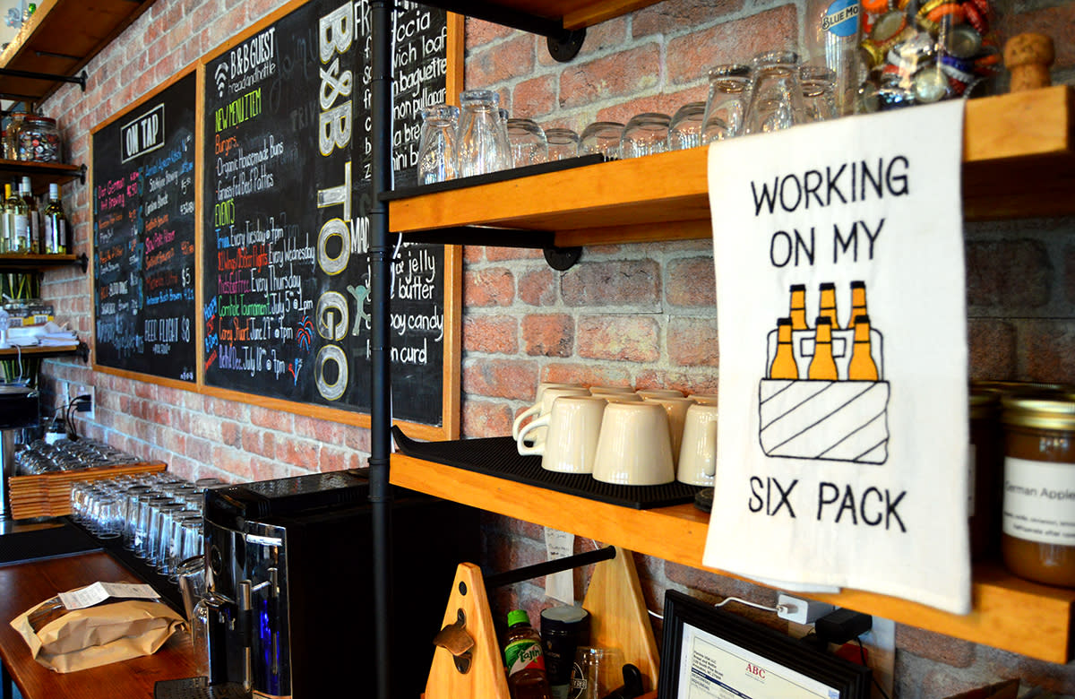 Bar and Sign at Bread & Bottle in Downtown Princeton.
