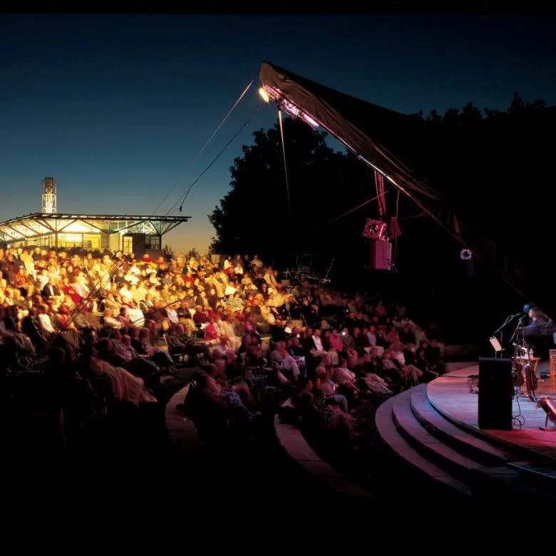 Jackson-Triggs Amphitheatre