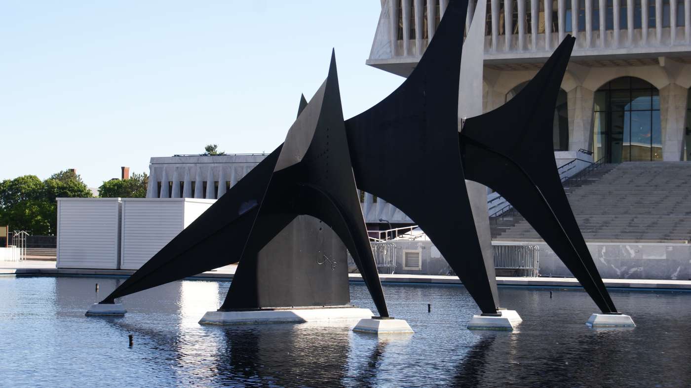 Metal sculpture