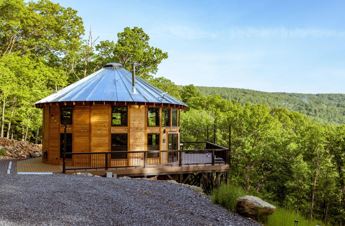 Skyline Yurt, a custom wooden yurt located in Front Royal in the Shenandoah Valley.