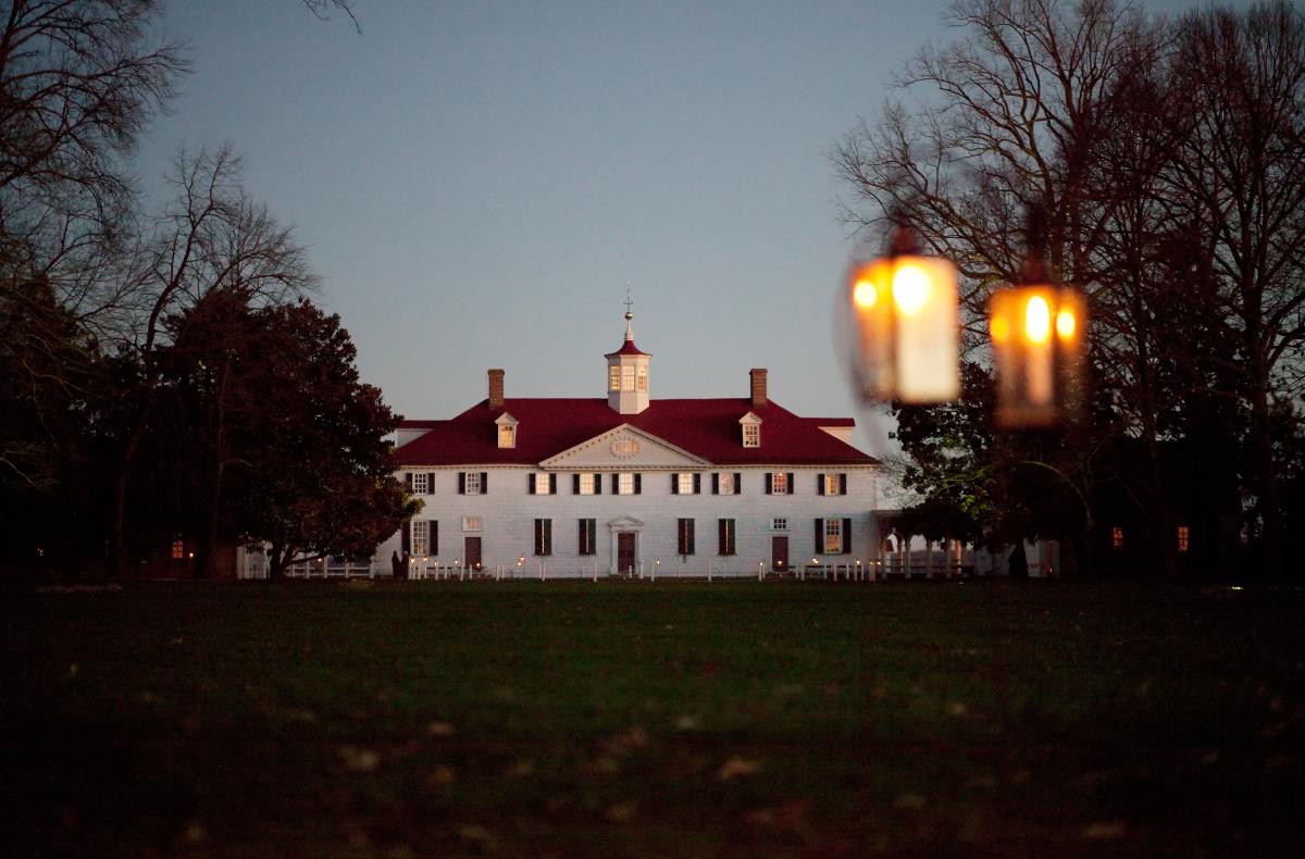 George Washington's Mount Vernon - Historic Home at Dusk - U2C