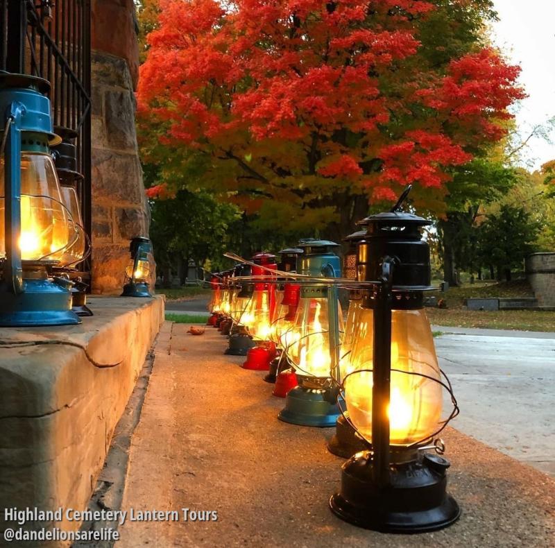 Highland Cemetery Lantern Tour