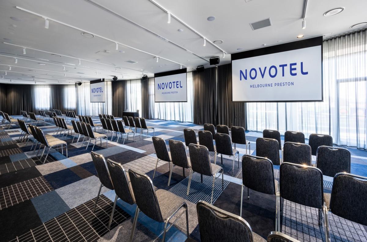 Novotel Melbourne Preston meeting room