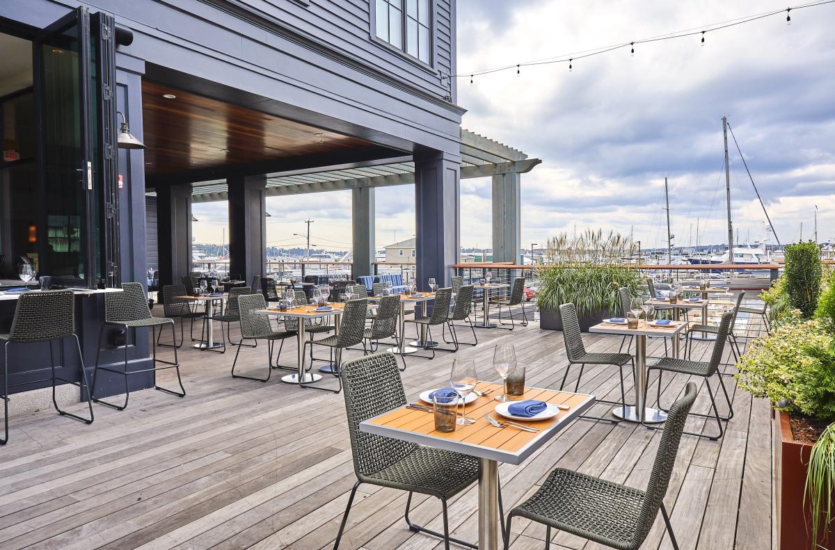 Outdoor Dining In Newport RI Restaurants With Patios Rooftop Bars
