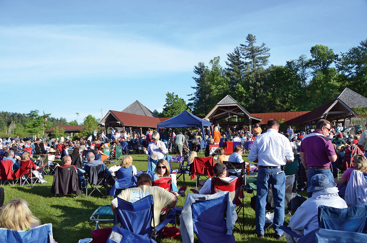 Groovin-on-the-Green